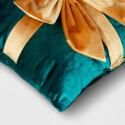 16"x6" Christmas Green Velvet Square Pillow With Teal Bow - Wondershop™ 7 16"x6" Christmas Green Velvet Square Pillow With Teal Bow - Wondershop™ -Christmas Supplies Store GUEST 12cd500e 851a 448c b5f6 f47520195518