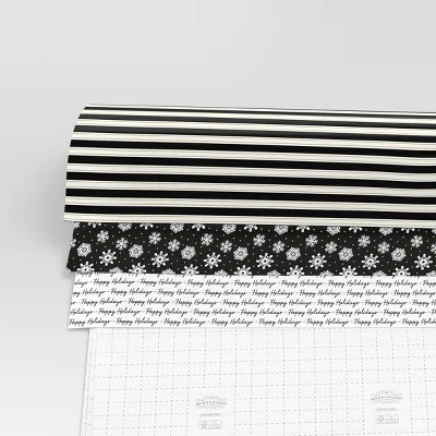 30” 3pk 180 Sq Ft Christmas Wrap Pack Stripes/Happy Holidays/Snowflakes - Wondershop™ 4 30” 3pk 180 Sq Ft Christmas Wrap Pack Stripes/Happy Holidays/Snowflakes - Wondershop™ - Image 2