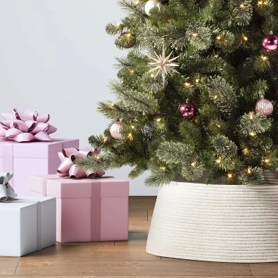 26" Roll-Up Rope Christmas Tree Collar Ivory - Wondershop™ 3 26" Roll-Up Rope Christmas Tree Collar Ivory - Wondershop™
