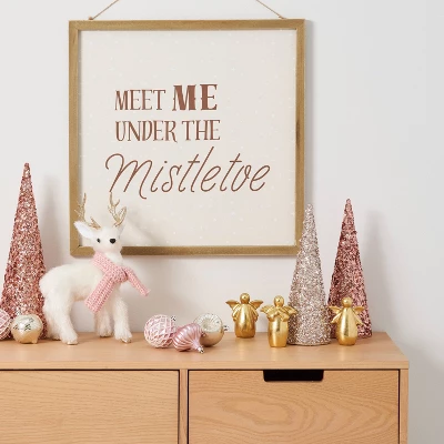 Meet Me Under The Mistletoe Hanging Sign Gold/Cream - Wondershop™ 3 Meet Me Under The Mistletoe Hanging Sign Gold/Cream - Wondershop™